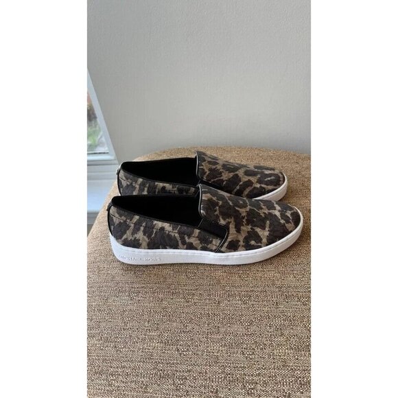 Michael Kors Women Brown Canvas Animal Print Slip On Loafers With MK logo Sz 8 - Picture 5 of 8